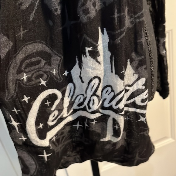 Disneyland 60th Anniversary Scarf - Picture 5 of 5